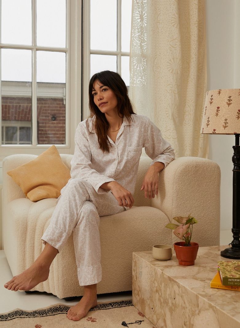 Female Schlafanzug - Beige Bloom - Die Cotton-Cashmere-Kollektion  , aus weicher Baumwolle für 