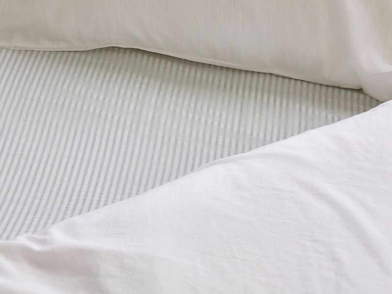 Unisex Fitted Sheet - Green Stripe - The Cotton Cashmere Collection  , made of soft cotton for 
