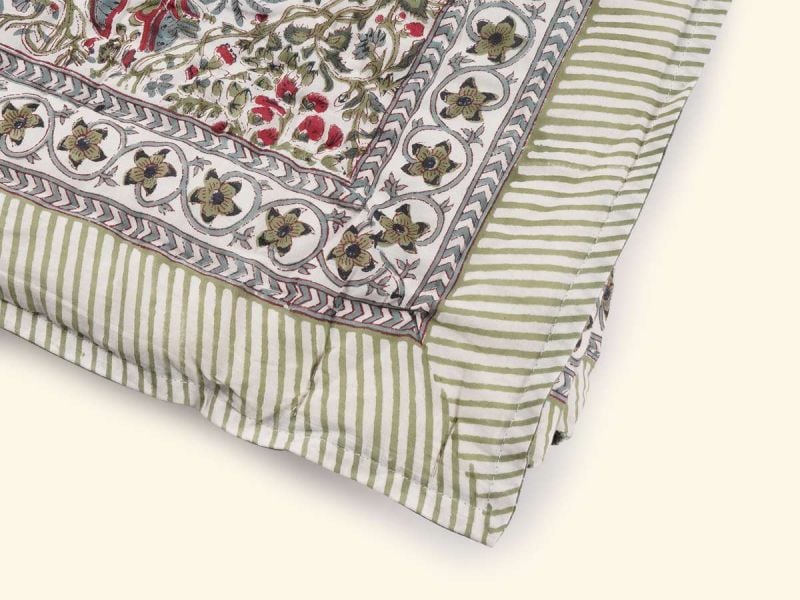 Unisex Quilt - Palm Forest  , made of soft cotton for 